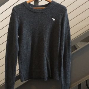 Abercrombie & Fitch sweater